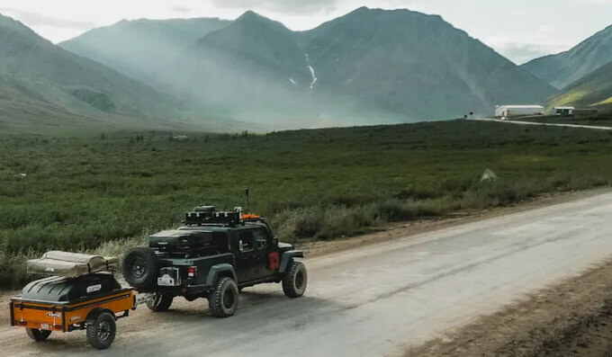 overland cell phone booster on jeep